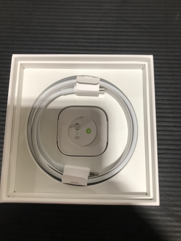 Photo 1 of Apple AirPods Pro