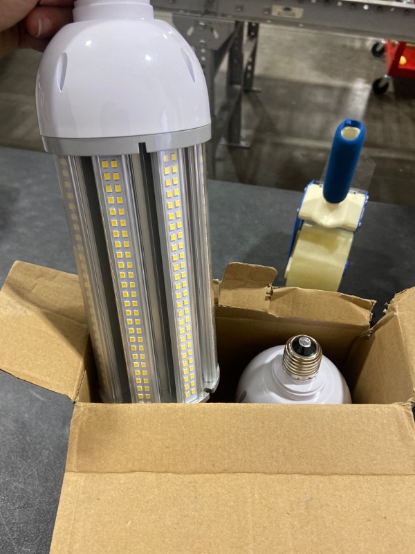 Photo 2 of 2 Pack 150W/120W/100W/80W/60W/50W/20W LED Corn Light Bulbs, Super Bright 120-Watt LED Corn Bulbs, E26 Base with E39 Adapter,5000K , 18000LM LED Light Bulb for Garage Warehouse Workshop Barn (120W)
