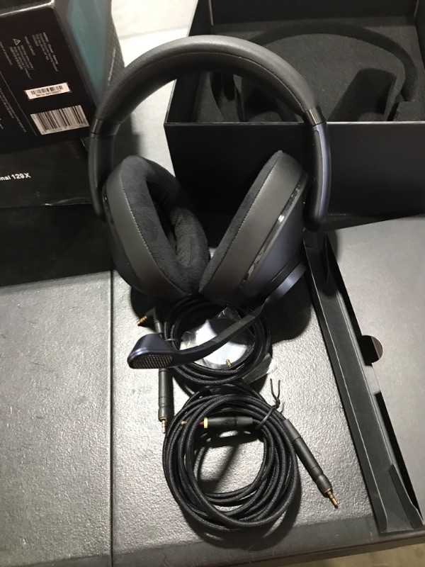 Photo 3 of EPOS Audio H6PRO Closed Acoustic Gaming Headset (Sebring Black)
