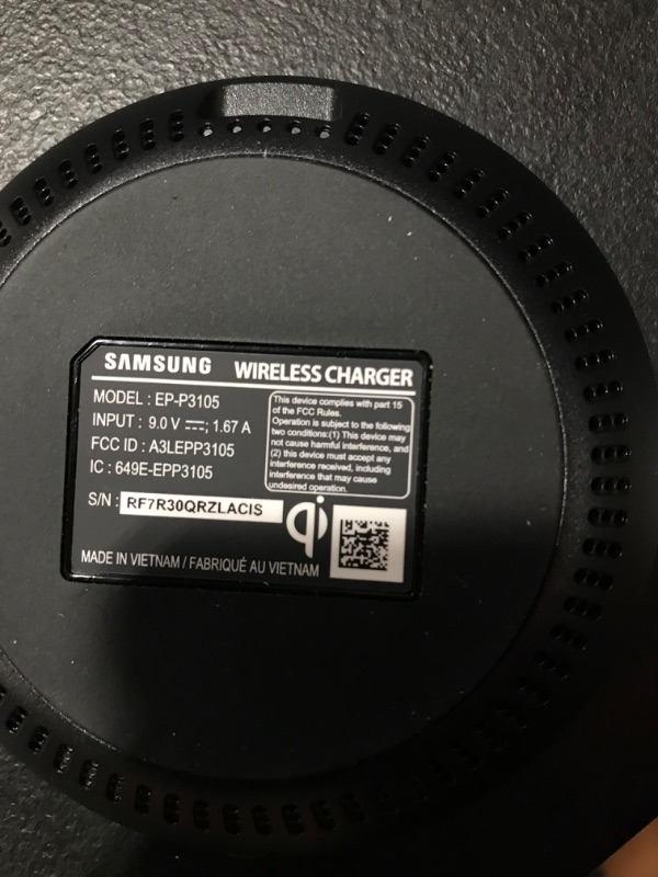 Photo 5 of Samsung Qi Certified Fast Charge Wireless Charger Pad, 2019 Edition - US Version (500099)
