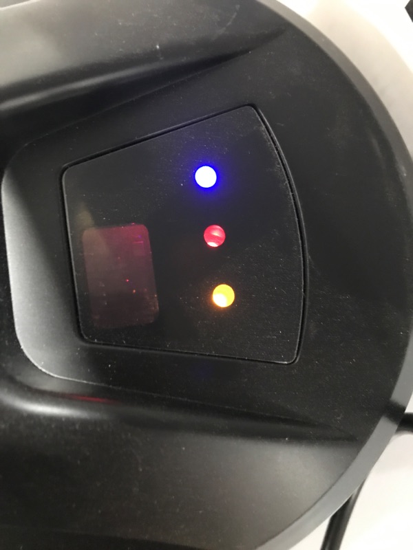 Photo 3 of CHOVERY CL.2 Window Cleaner Robot with Ultrasonic Auto Water Spray,Window Vacuum Cleaner with APP/Remote Control,Window Cleaning Robot for Windows/Tiles/Class Door
