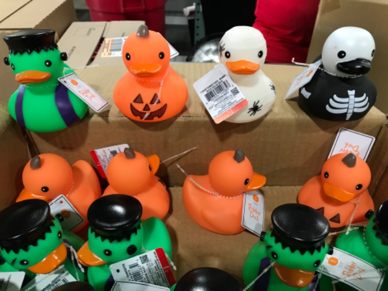 Photo 1 of 60 COUNT OF 4 VARIETY HALLOWEEN RUBBER DUCKS 