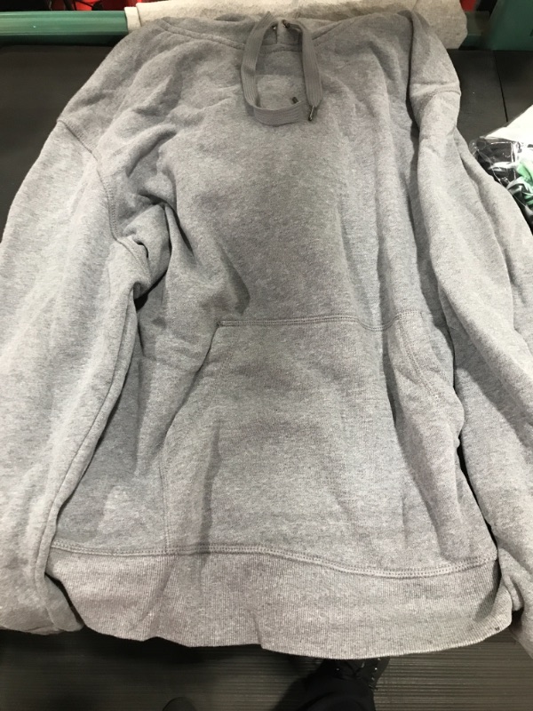 Photo 2 of Amazon Essentials Men's Hooded Fleece Sweatshirt SIZE XXL 