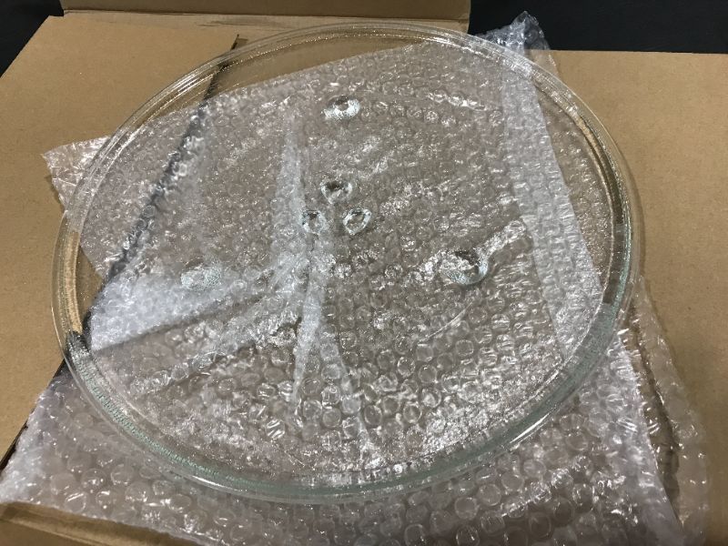 Photo 1 of 13.5'' Microwave Glass Plate