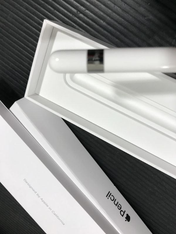 Photo 3 of Apple Pencil