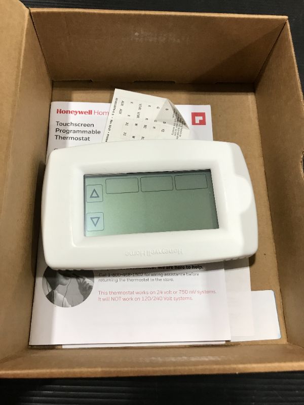 Photo 2 of Honeywell Home RTH7600D 7-Day Programmable Touchscreen Thermostat, small, white, 1-pack