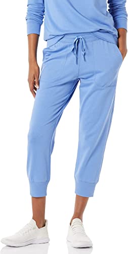 Photo 1 of Amazon Essentials Women's Relaxed-Fit Studio Terry Capri Jogger Pant SZ M
