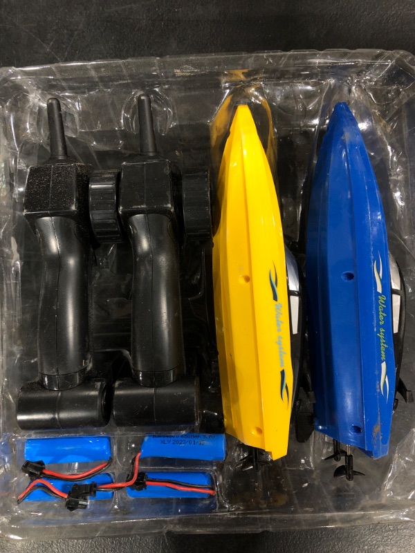 Photo 2 of 2 Pack RC Boat Remote Control Boats for Pools and Lakes for Kids and Adults, 10 kmH 2.4 GHz RC Boat for Boys 4-7 8-12 Years with 4 Rechargeable Batteries Blue+yellow