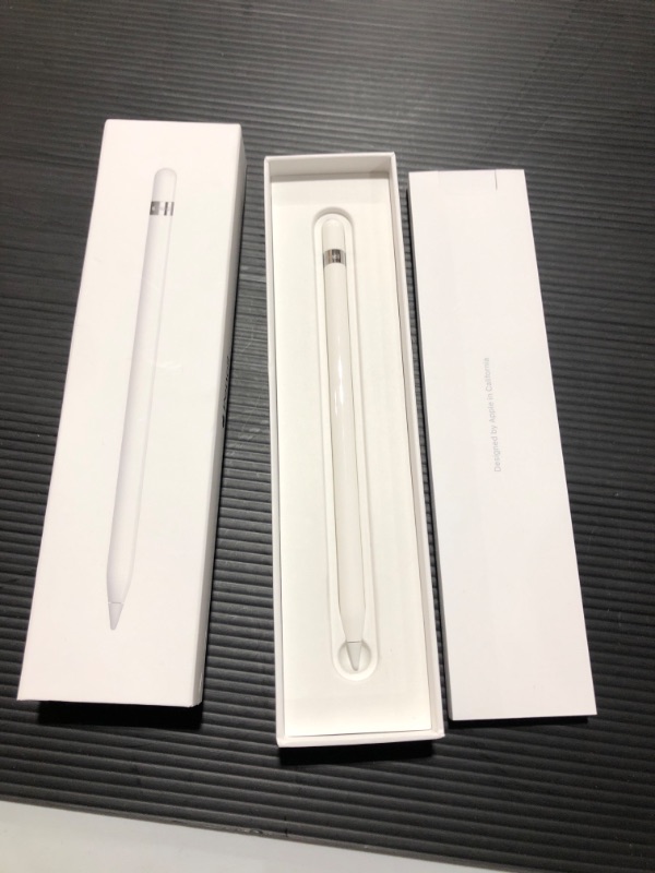 Photo 2 of Apple Pencil