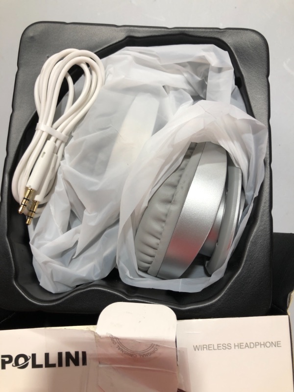 Photo 2 of Pollini Bluetooth Headphones Over Ear 40H Playtime 