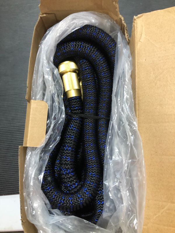 Photo 2 of 100ft Expandable Garden Hose Flexible Garden Hose Lightweight Extra Strength Fabric and 3-Layer Latex Core