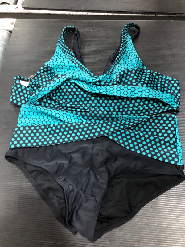Photo 2 of Yanekop Womens Polka Dot Print Bikini Set Halter Neck Swimwear Twist Front 2 Piece Swimsuit (Size: Medium)
