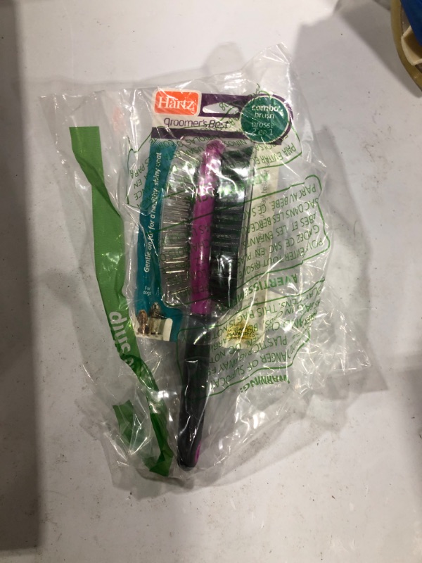 Photo 1 of Hartz Groomer's Best Combo Brush, De-Tangle