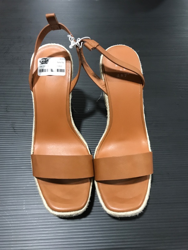 Photo 2 of [Size 8] Women's Wedge Sandal [Camel]