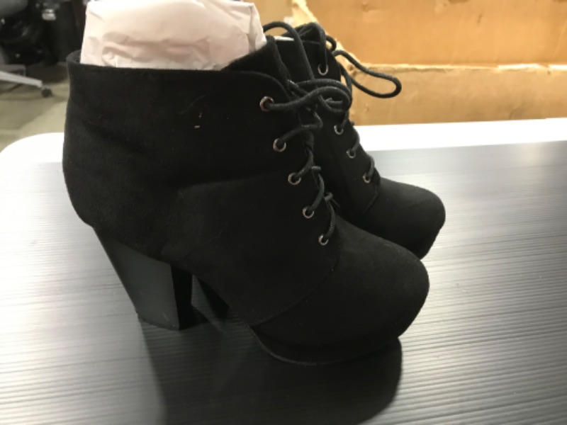 Photo 2 of [Size 8] Forever Camille-86 Women's Comfort Stacked Chunky Heel Lace Up Ankle Booties [Black]
