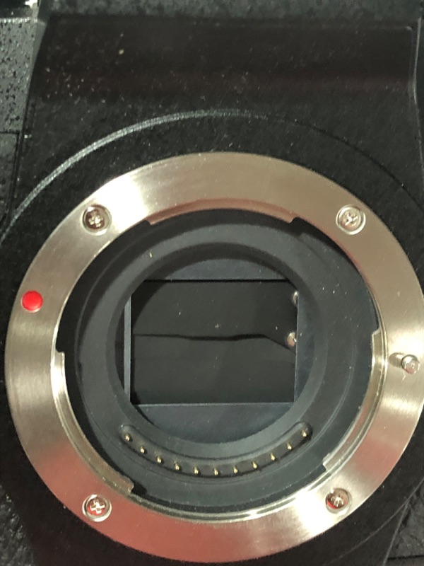 Photo 1 of Panasonic LUMIX G95 20.3MP Mirrorless Camera with 12-60mm F3.5-5.6 MFT Lens BROKEN!!!