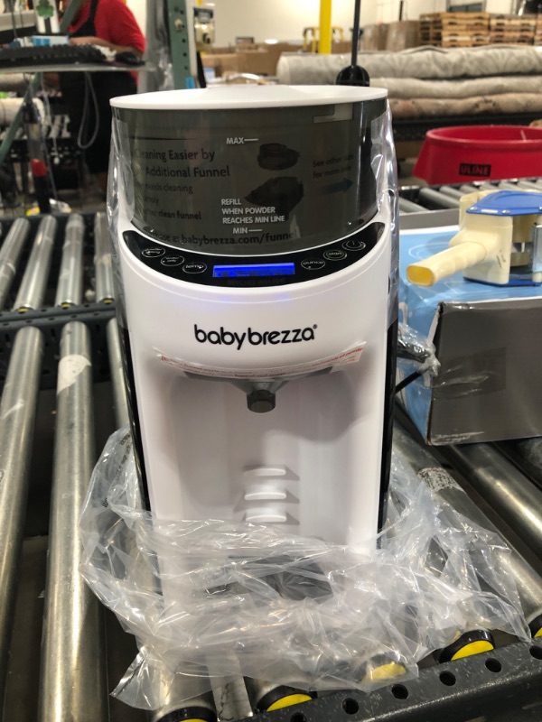 Photo 2 of Baby Brezza New and Improved Formula Pro Advanced Dispenser Machine