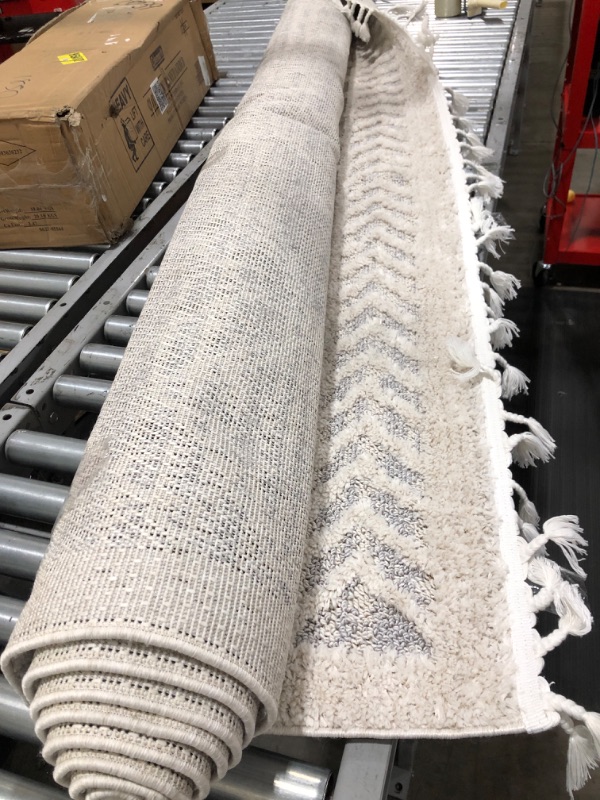 Photo 2 of Ansley Textured Lattice Tassel Beige 5 ft. 3 in. x 7 ft. 7 in. Area Rug
