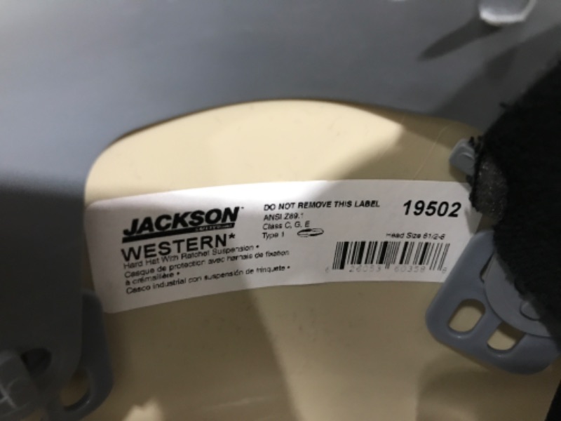 Photo 4 of Jackson Safety Quick Adjusting Ratchet Off-white Hard Hat