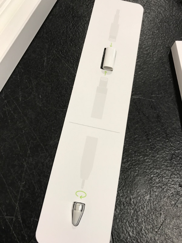 Photo 3 of Apple Pencil (1st Generation)
