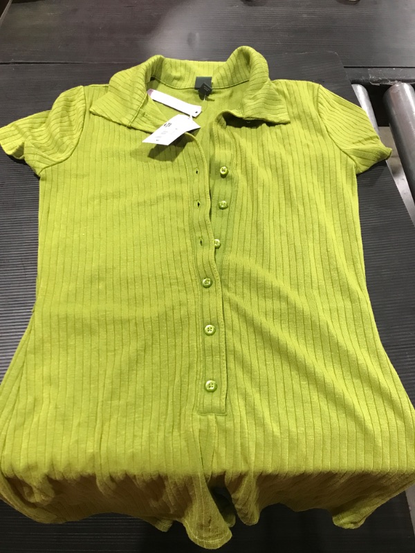 Photo 2 of [Size M] Woen's Short Sleeve Button-Front Roper - Wild Fable™[Green]
