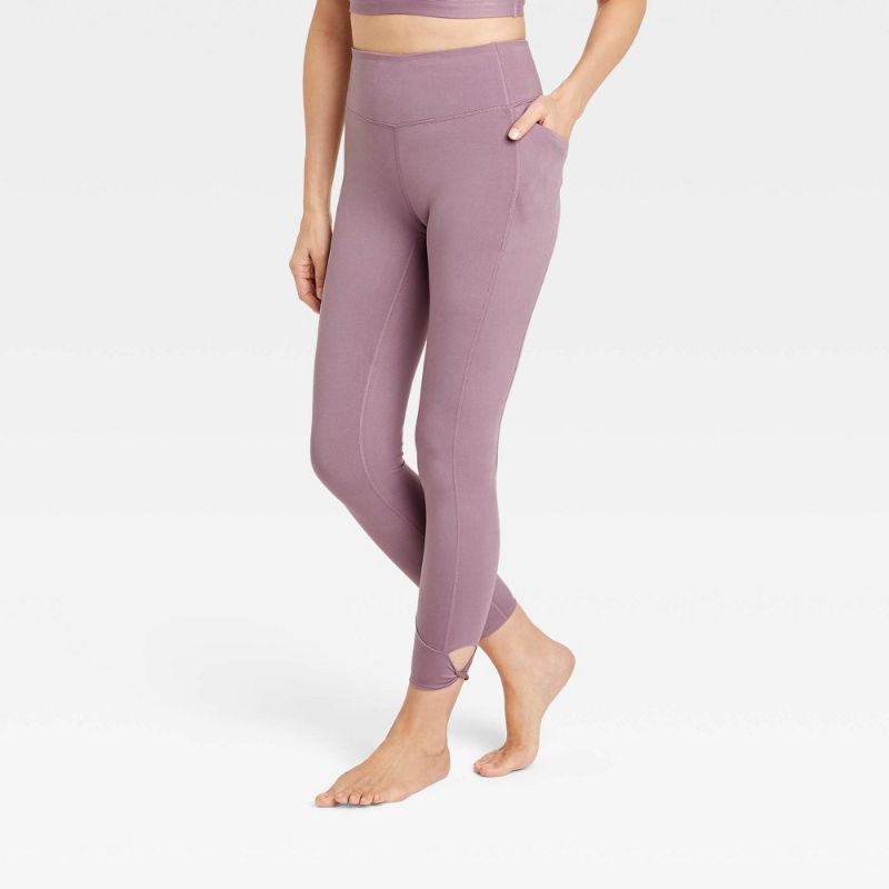 Photo 1 of [Size M] Women's Simplicity Twist High-Rise Leggings - All in Motion Light Mauve M, Light Pink