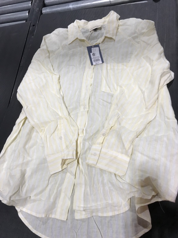 Photo 2 of [Size L] Women's Ong Seeve Boyfriend Fit Inen Button-Down Shirt - Universa Thread™
