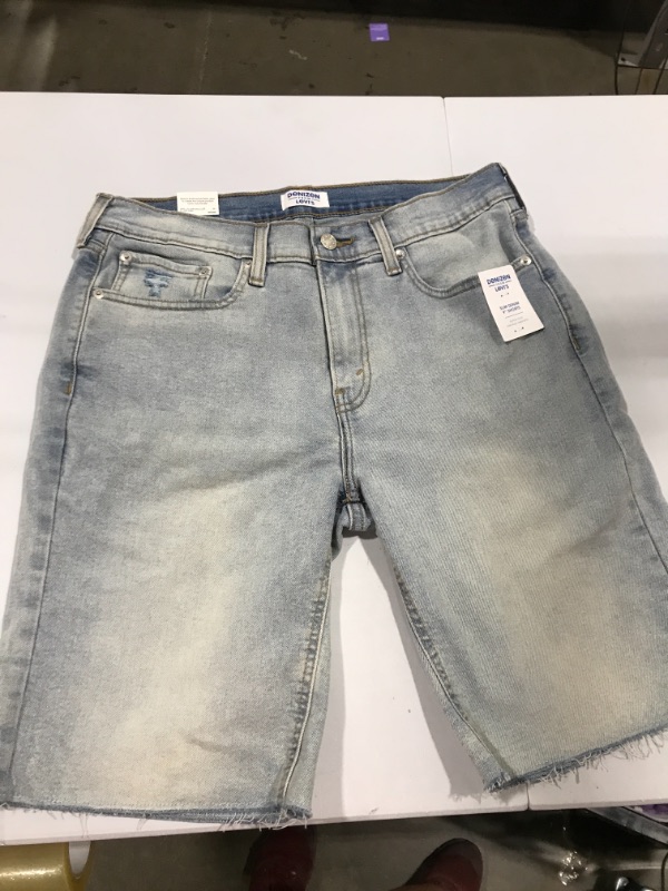 Photo 1 of DENIZEN® from Levi's® Women's Mid-Rise Bermuda Jean Shorts SIZE 32 