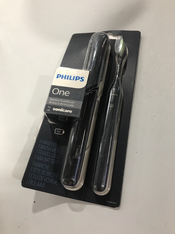 Photo 2 of Philips One by Sonicare Battery Toothbrush
