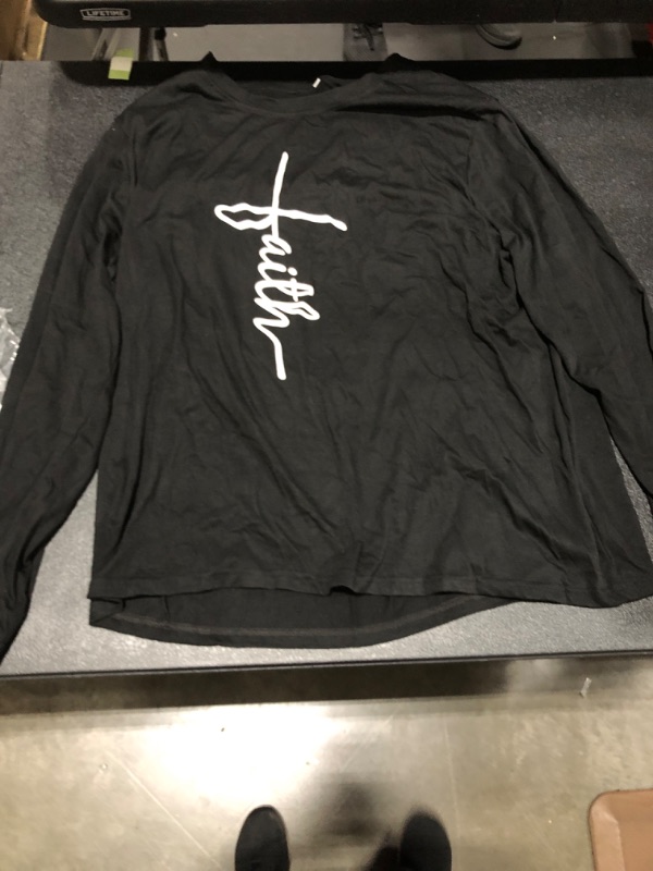 Photo 1 of 3XL faith long sleeve 