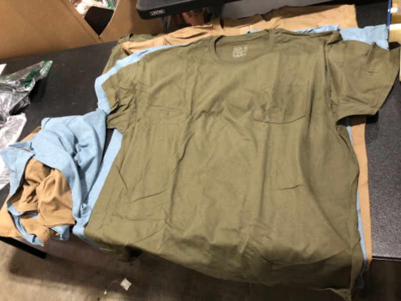 Photo 2 of 6 Fruit of the Loom Men's Eversoft Cotton Short Sleeve Pocket T Shirts & Undershirts, Breathable & Tag Free
2XL