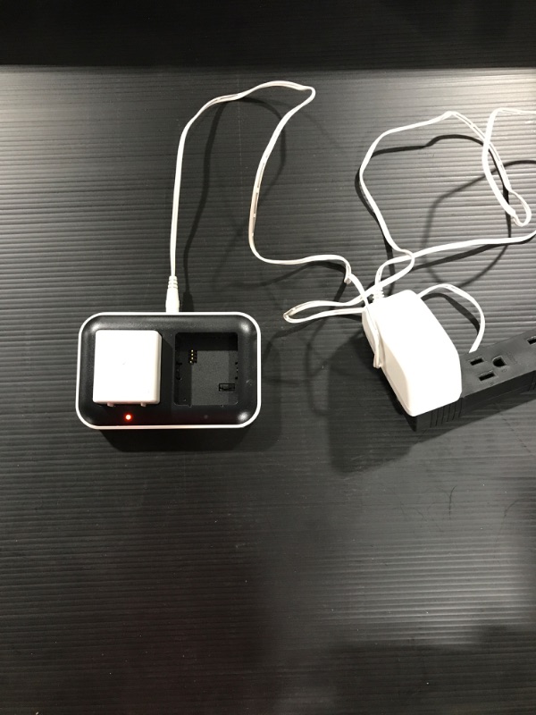 Photo 1 of Arlo Dual Charging Station - Charge up to Two Batteries, Works with Arlo Ultra, Ultra 2, Pro 3, Pro 4, Pro 3 Floodlight Camera Batteries Only - VMA5400C