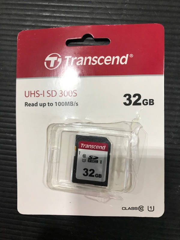 Photo 2 of Transcend 32GB SDXC/SDHC 300S Memory Card TS32GSDC300S