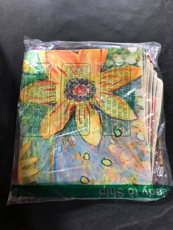 Photo 1 of [4 Pack] Throw Pillow Covers [Flowers]