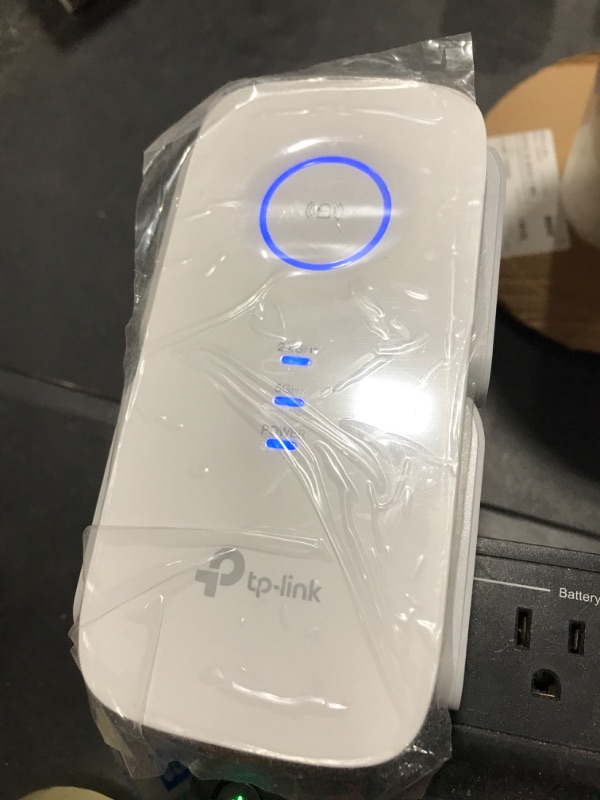 Photo 2 of TP-Link AC2600 Dual Band Wi-Fi Range Extender w/Gigabit Ethernet Port