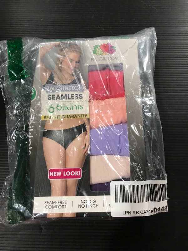 Photo 2 of [Size 7 L] Fruit of The Loom Women's Seamless Panties with 360° Stretch