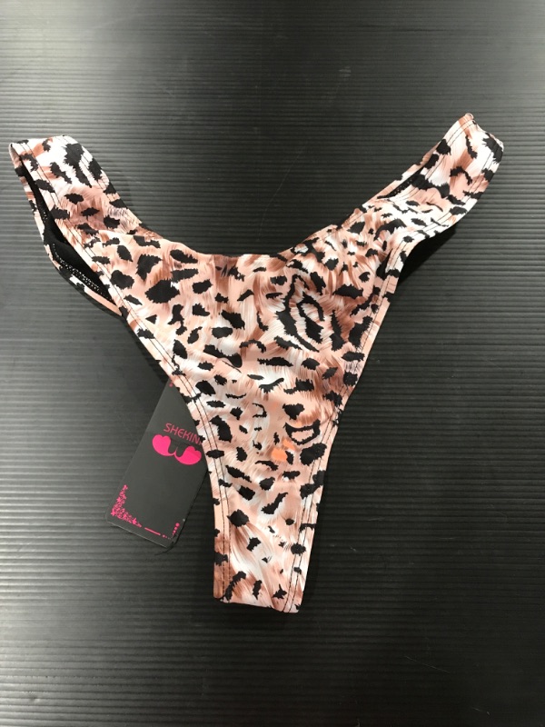 Photo 1 of [Size L] Shekini Cheetah Print Swimrwear Bottoms