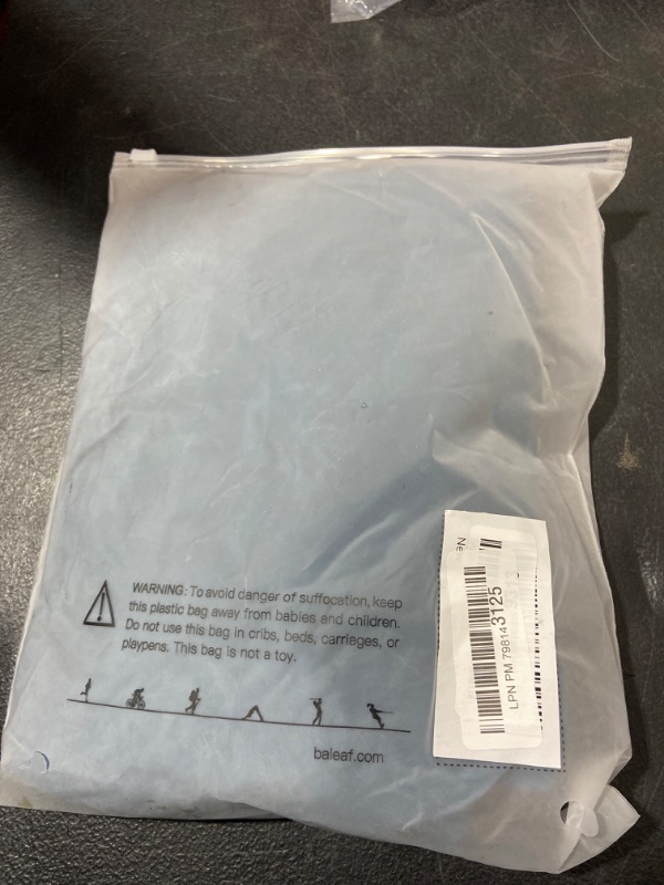 Photo 1 of BALEAF Women's Hiking Cargo Pants Outdoor Lightweight Capris Water Resistant UPF 50 Zipper Pockets
SIZE  L