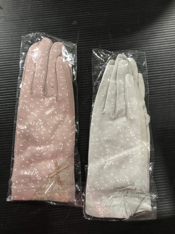 Photo 2 of 6 Pairs Women Summer UV Protection Gloves Non-Slip Touchscreen Driving Gloves Cotton Lace Floral Gloves