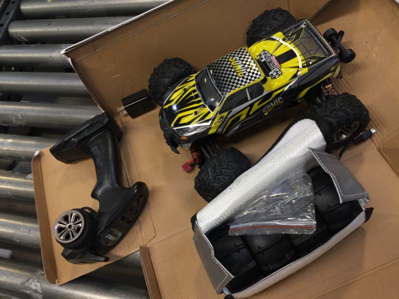 Photo 6 of 1:16 Brushless Large RC Car 60+ kmh Speed and 1:10 Scale Large RC Car 50+ kmh Speed - 4x4 Off Road Monster Truck Electric - Waterproof Toys Truck