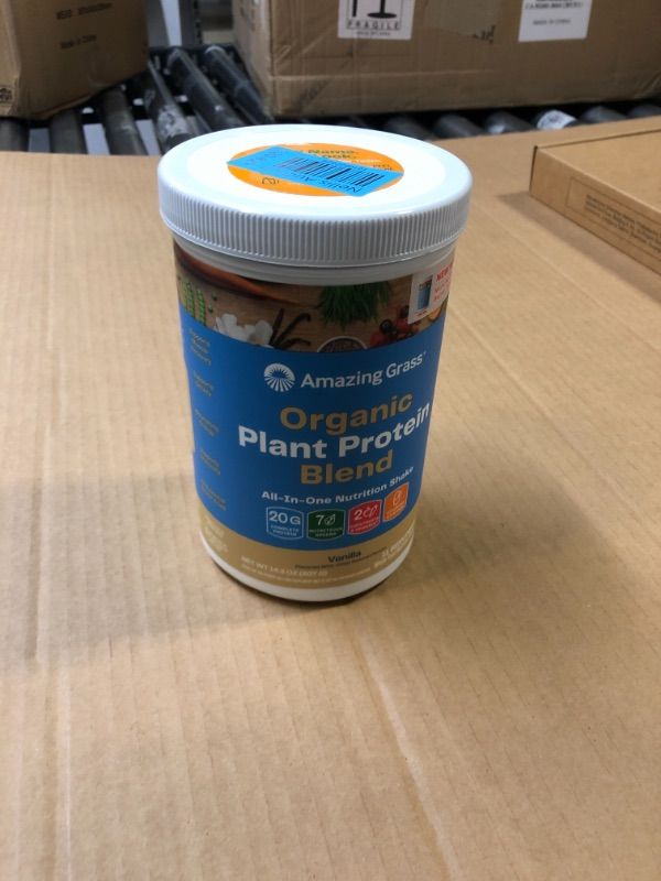Photo 2 of Amazing Grass Organic Plant Protein Blend: Vegan Protein Powder, New Protein Superfood Formula, All-In-One Nutrition Shake with Beet Root, Pure Vanilla, 11 Servings Vanilla 11 Servings (Pack of 1)