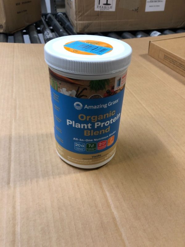 Photo 1 of Amazing Grass Organic Plant Protein Blend: Vegan Protein Powder, New Protein Superfood Formula, All-In-One Nutrition Shake with Beet Root, Pure Vanilla, 11 Servings Vanilla 11 Servings (Pack of 1)