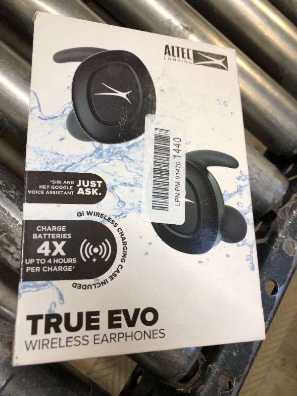 Photo 4 of Altec Lansing MZX658 True Evo Waterproof Bluetooth Sport Earphones with Qi Wireless Charging Case - UNABLE TO TEST