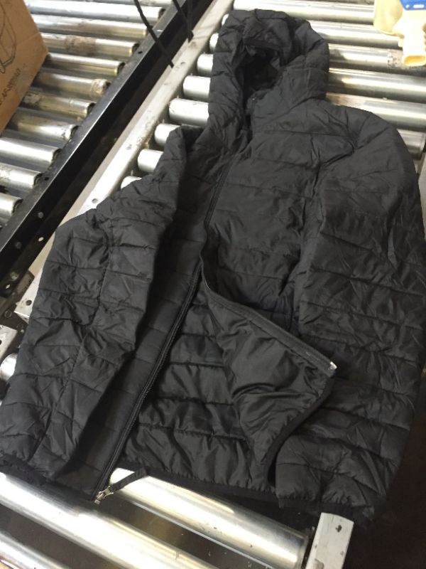 Photo 1 of Amazon Essentials Lightweight Puffer Down Jacket Size Large 