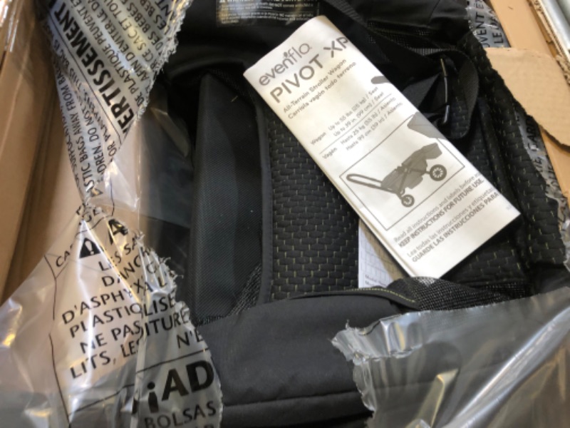 Photo 1 of Evenflo Pivot Xplore All-Terrain Stroller Wagon
