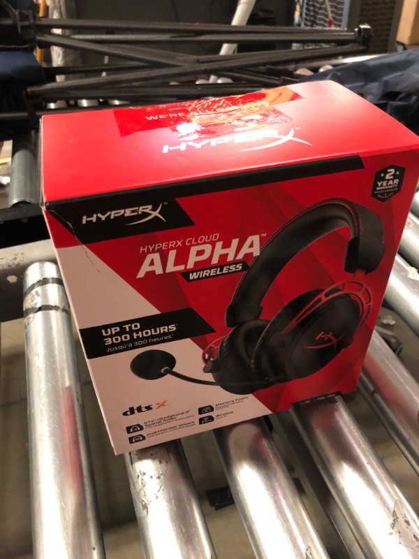 Photo 3 of HyperX Cloud Alpha Wireless - Gaming Headset for PC, 300-hour battery life, DTS Headphone:X Spatial Audio, Memory foam, Dual Chamber Drivers, Noise-canceling mic, Durable aluminum frame