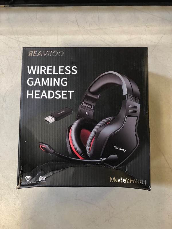 Photo 2 of BEAVIIOO 2.4G Wireless Gaming Headset with Microphone for PS4/PC/PS5/-50 Hours