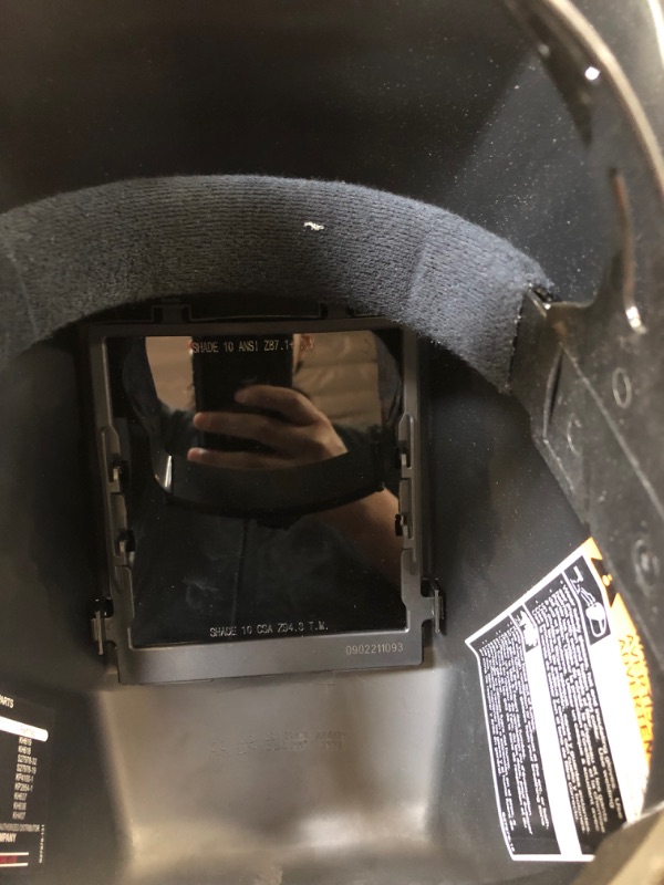 Photo 1 of 4-1/2x5-1/4 Sh 10 Passive Helmet in Clam [ BOX HAS DAMAGED / PRODUCT INSIDE IS NOT  ] DIRTY FROM PREVIOUS USAGE 
