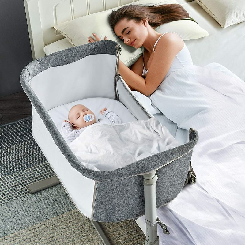 Photo 1 of RONBEI Baby Bassinet Bedside Sleeper,Easy to Assemble Bassinets for Baby/Infants Light Grey NEW 
