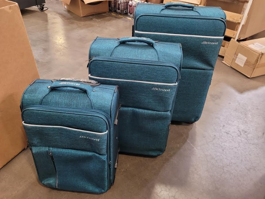 Photo 1 of 3 SET LUGGAGE BLUE  (20,24,28") NEW 